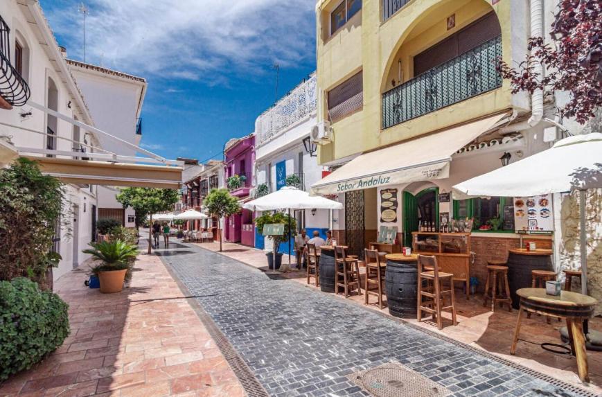 Impressive Apartment With 3 Bedrooms Metres From The Beach Estepona Exterior foto