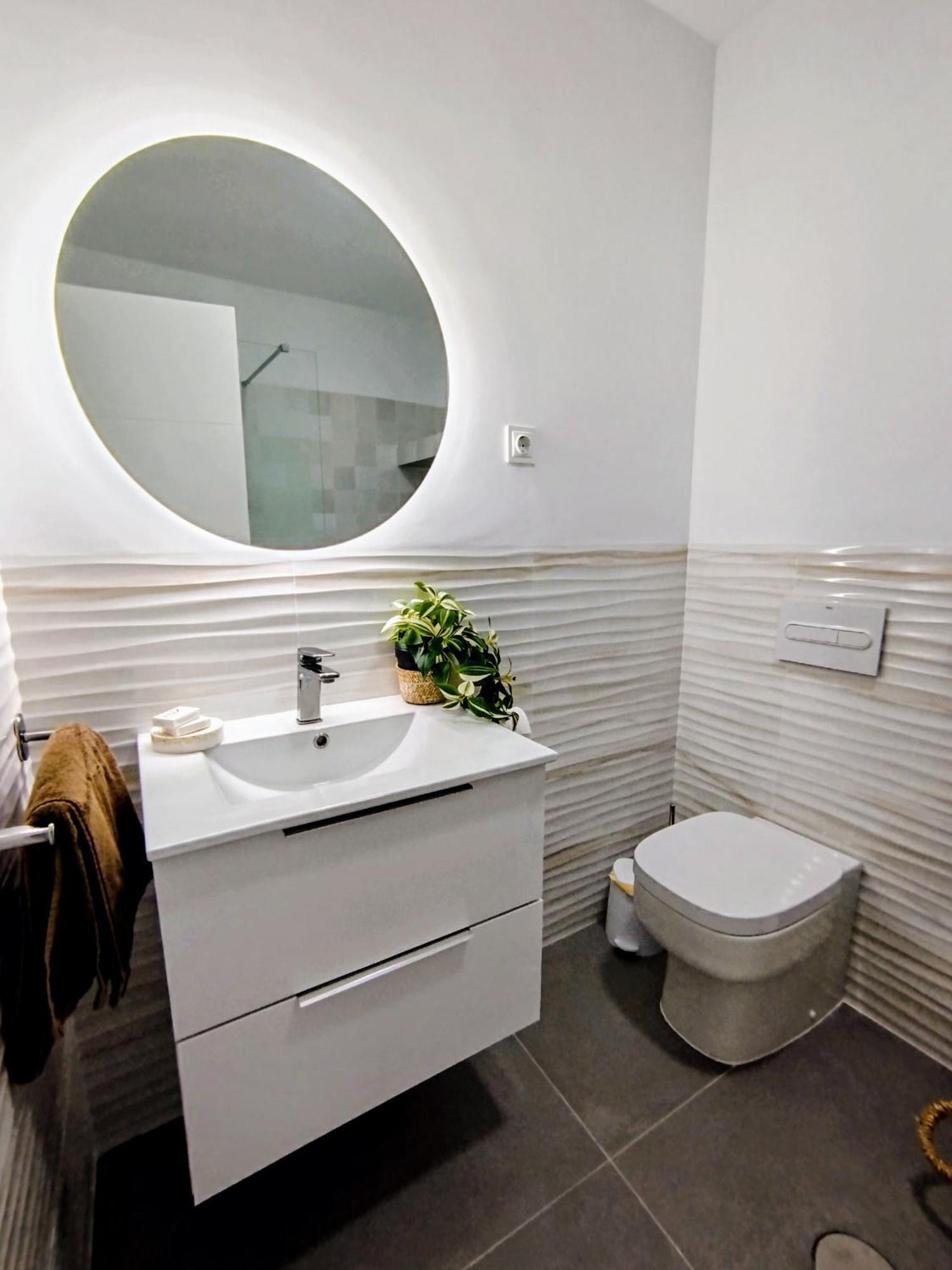 Impressive Apartment With 3 Bedrooms Metres From The Beach Estepona Exterior foto